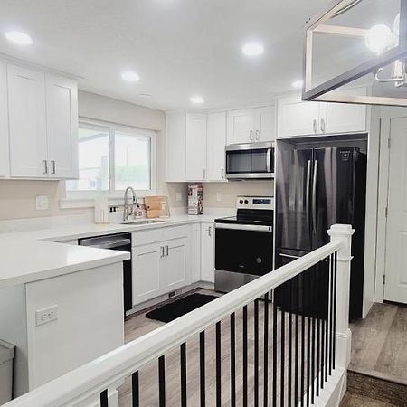 3 Bed 2 Bath Full Accessible Townhome In Heart Of Slc South Jordan Exterior foto